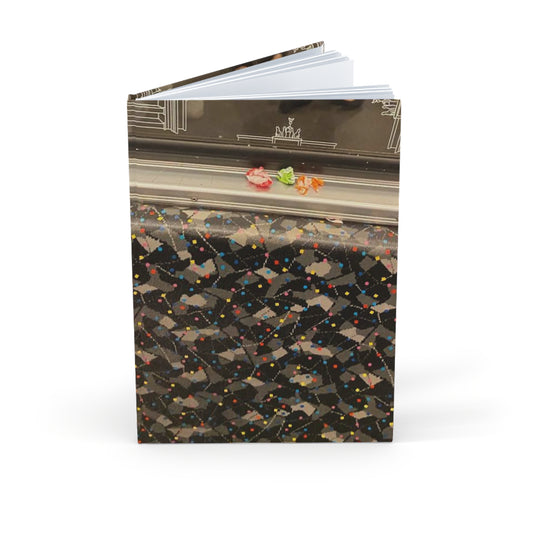 Bonbons in der Berliner U-Bahn Hardcover Journal — A5 Inspirational Notebook